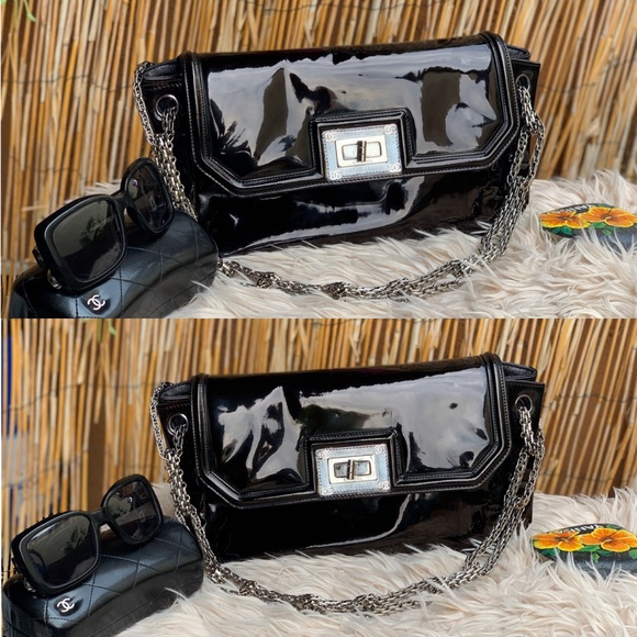 CHANEL Handbags - ✅ Auth Chanel Classic Flap handbag ✅